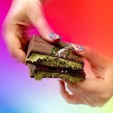 Chocolate premium Dubai de KnaFeh y pistacho "Meltz" - Imagen 4