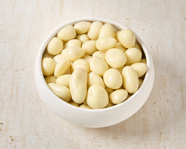 Fresa bañada en chocolate blanco