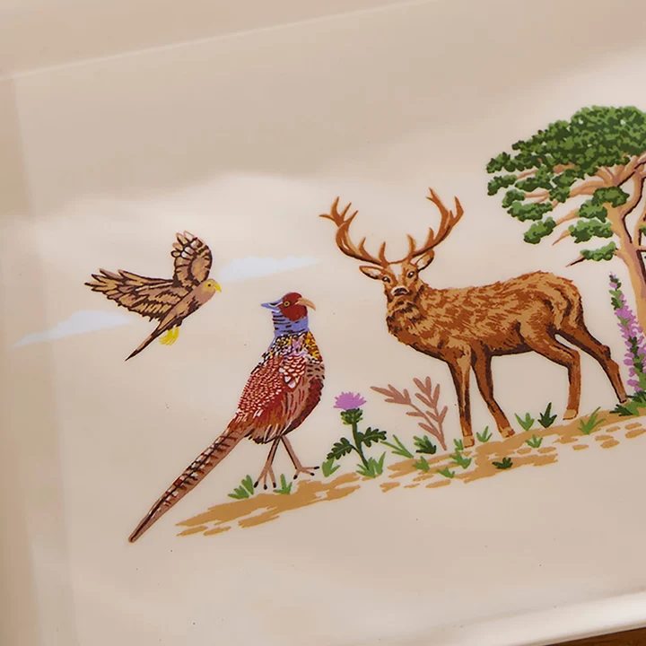 Bandeja decorativa Thistlewood en color verde. "ULSTER WEAVERS" - Imagen 2