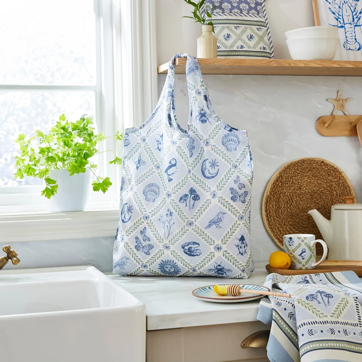 Bolso de mano plegable Coastal Treasures, tamaño mediano "ULSTER WEAVERS" - Imagen 5